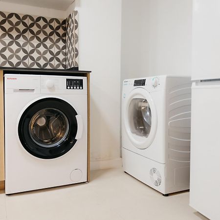 Amplio Apartamento Cerca Centro Historico Y Turia 5Pax 2 Bath バレンシア エクステリア 写真
