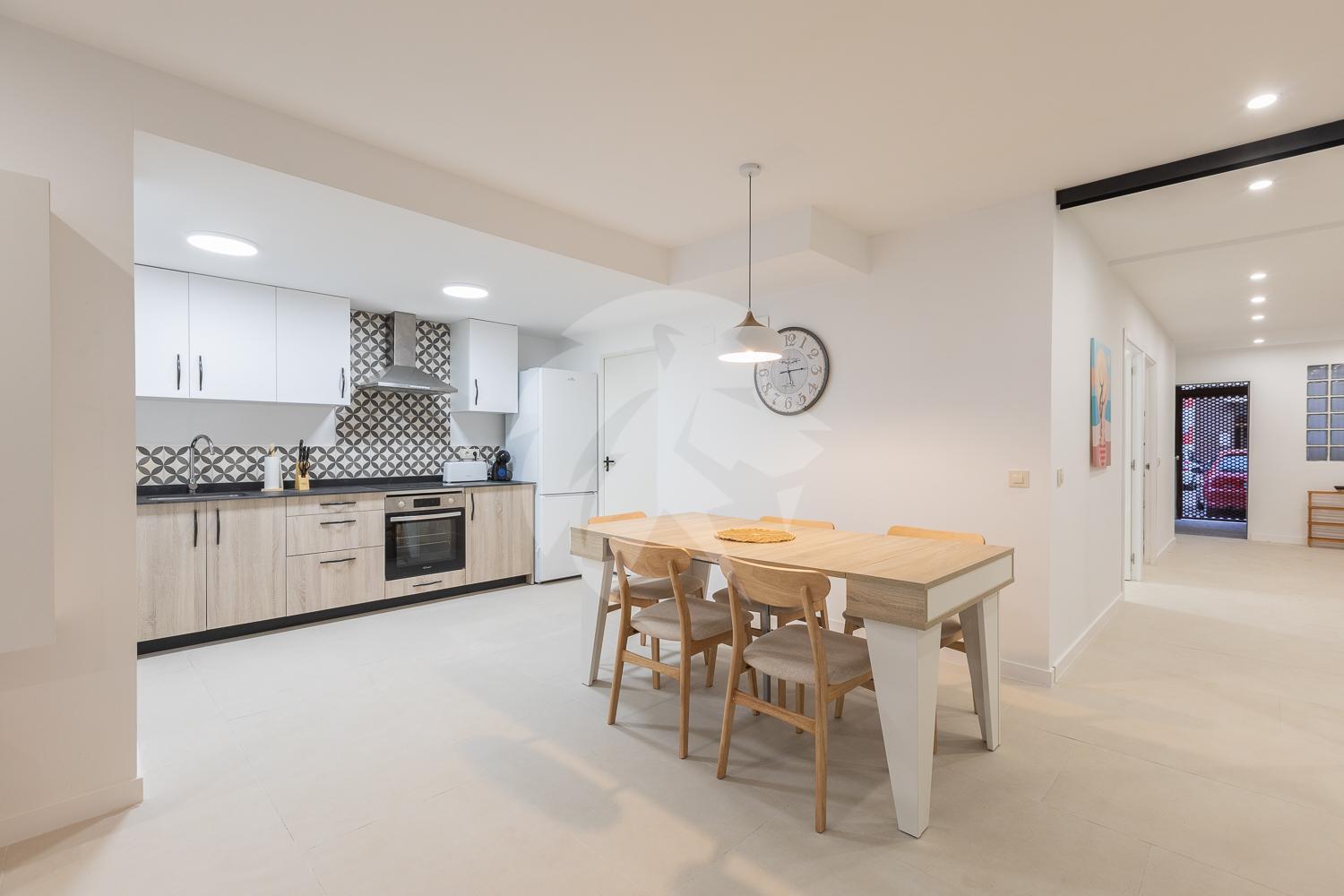Amplio Apartamento Cerca Centro Historico Y Turia 5Pax 2 Bath バレンシア エクステリア 写真